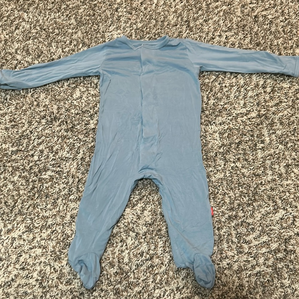 Magnetic me footie